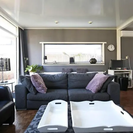 Dom wakacyjny Villa Landsmeer *